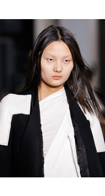 Details Rick Owens Fall 2018 Ready-to-Wear , Детали коллекции Рик Оуэнс осень зима 2018 , Fashion show , неделя моды в Париже , PFW , Paris Fashion Week , Mainstyles